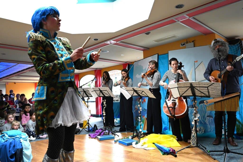 Melanie-Rainer_Schifffahrt Regensburg - MS Gloria